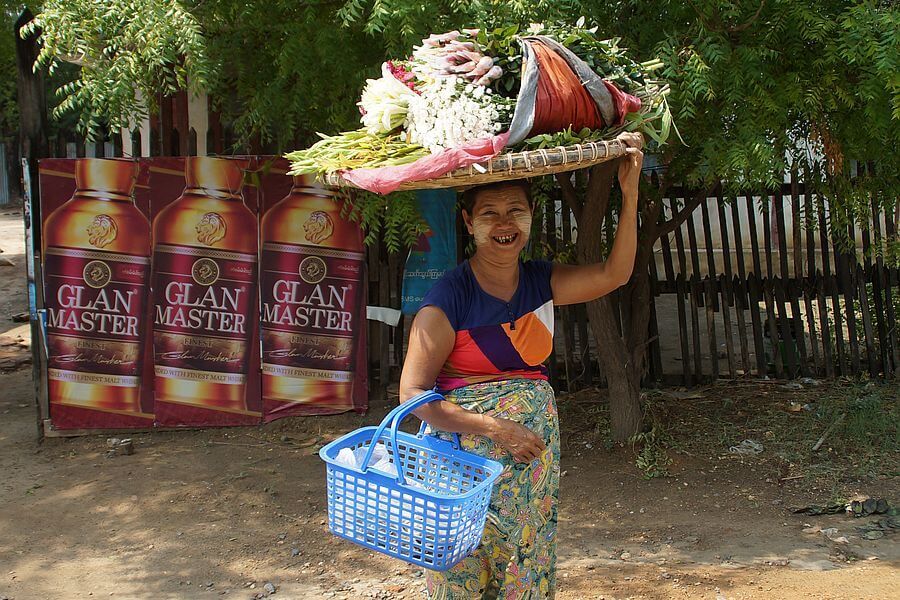 Myanmar Mandalay Local Woman 02