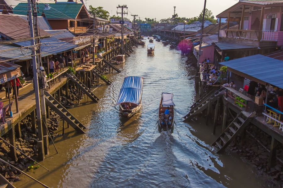 Thailand Amphawa overzicht drijvende markt