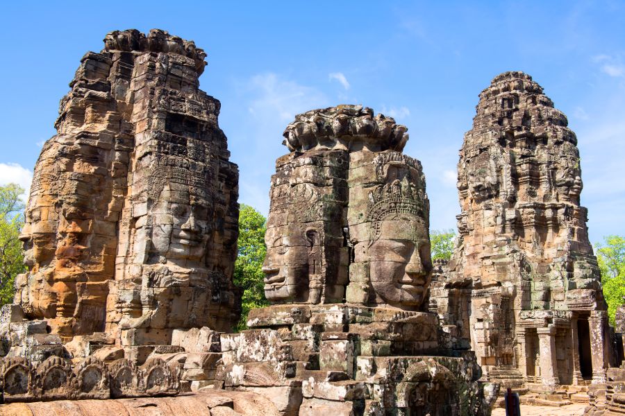 Cambodja Siem Reap Angkor Wat gezichten van bayon tempel architectuur