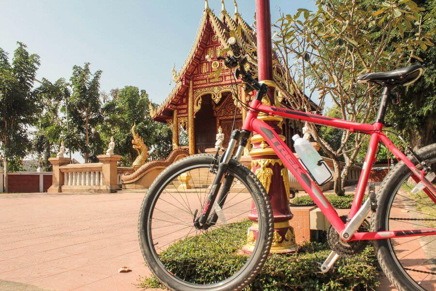 Thailand Chiang Mai Fietstour Fietsen tempel