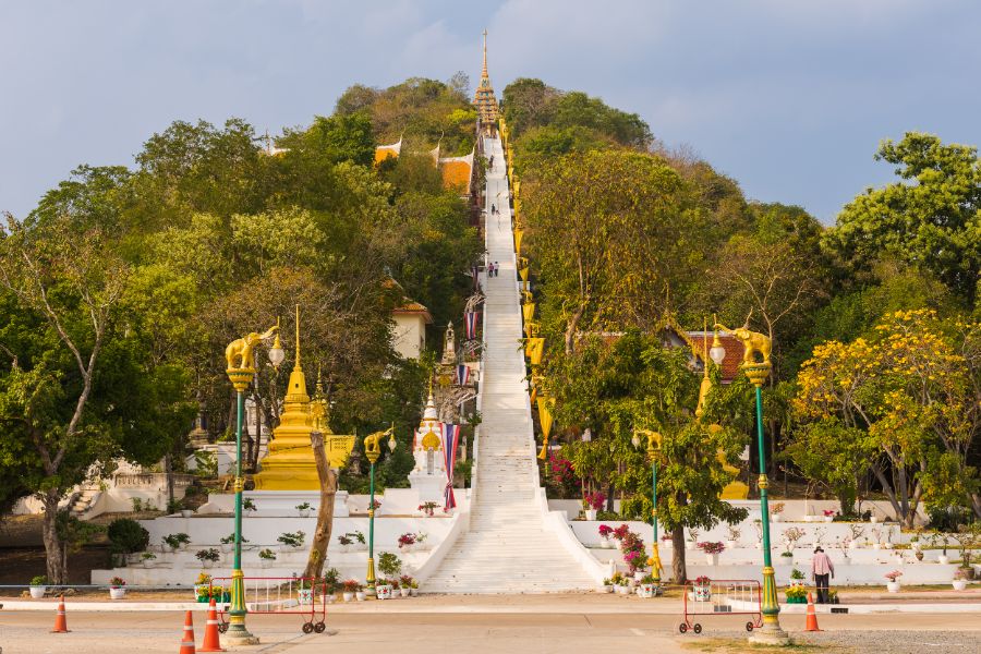 Thailand Uthai Thani Wat Sangkat Rattana