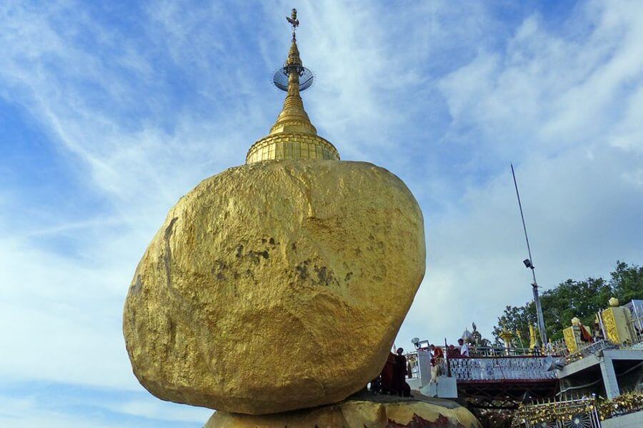 Myanmar Golden Rock Kyaiktiyo KyiteHteeYoe Pagoda