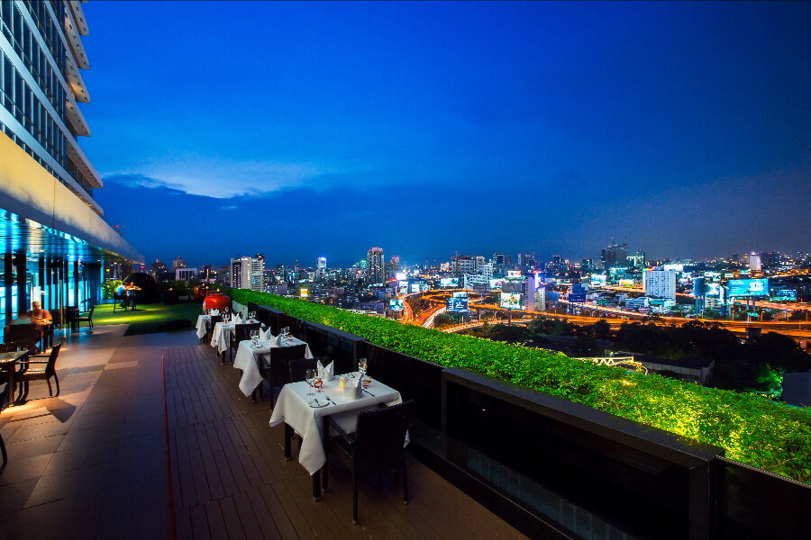 Thailand Hotel Eastin Hotel Makkasan Bangkok Attica Sky Lounge 1