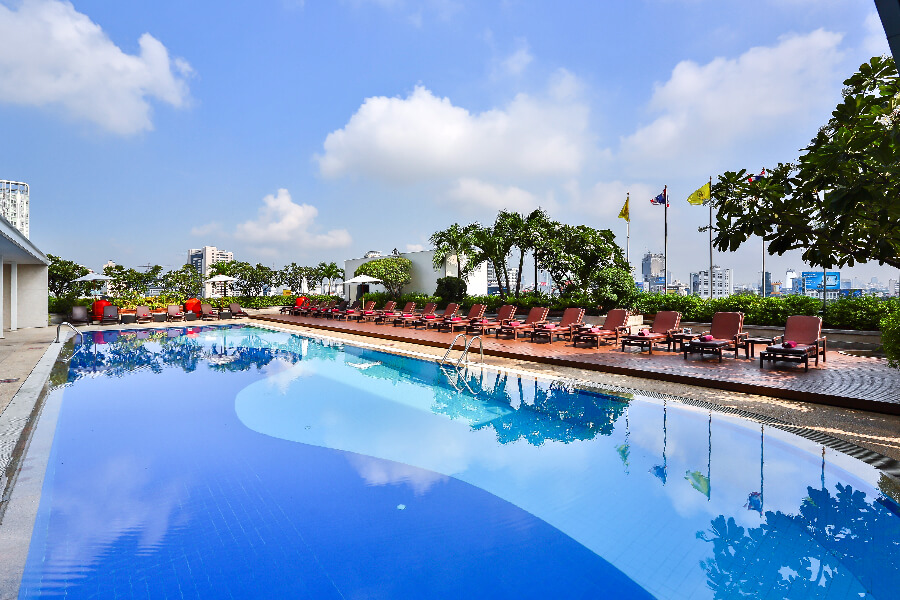 Thailand Hotel Eastin Hotel Makkasan Bangkok Swimming Pool 2