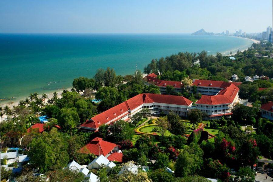Thailand Hua Hin Centara Grand Beach Resort Overview bovenaanzicht