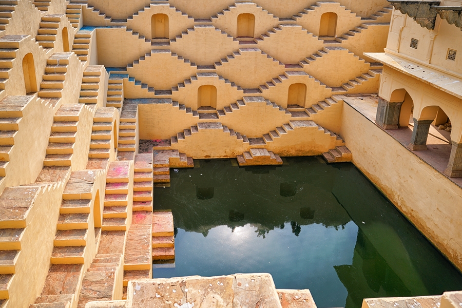 India Rajasthan Jaipur Panna Meena ka Kund step well nabij Amber Fort