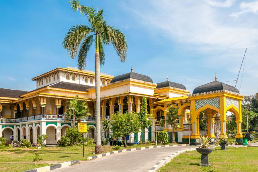 Indonesie Sumatra Medan Sultans Palace Maimoon in Medan paleis