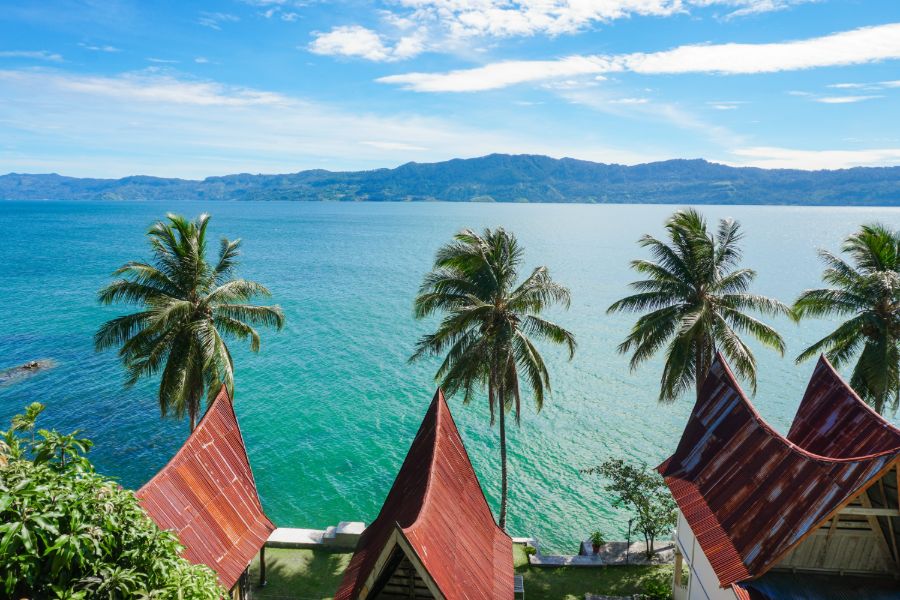 Indonesie Sumatra Samosir Uitzicht op Toba lake
