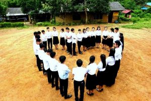 Bezoek aan lokaal school project nabij Mae Hong Son