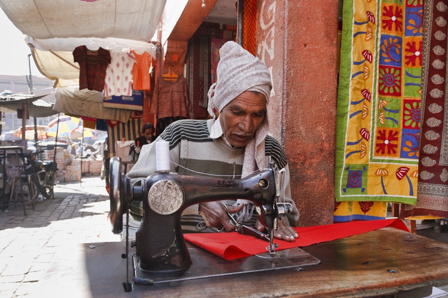 India Jaipur Kledingmaker markt