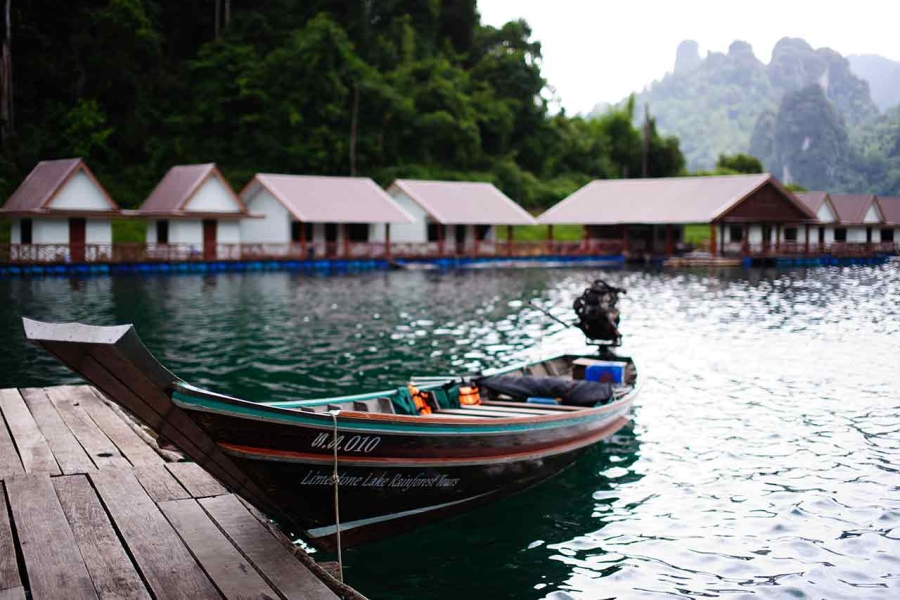 Thailand Khao Sok Floating Hut 01