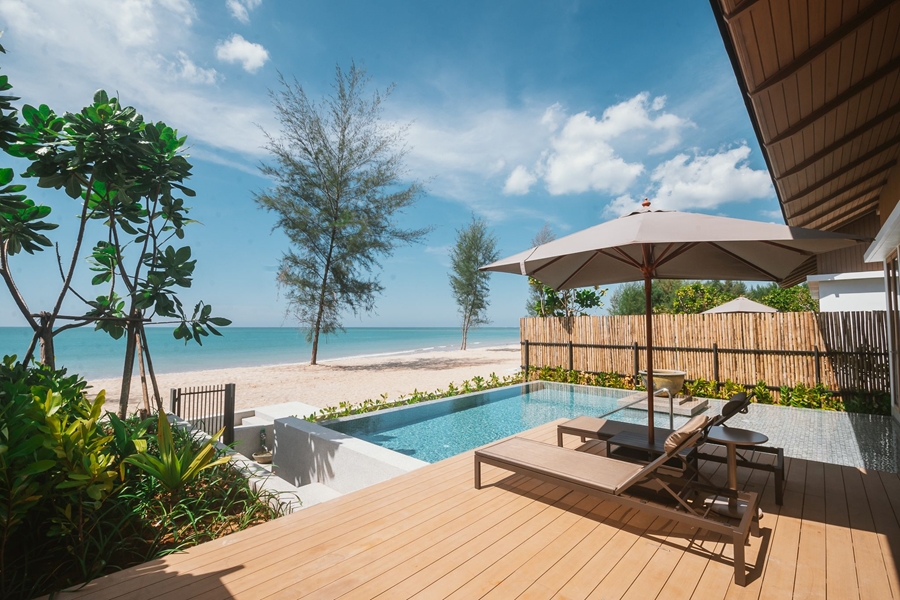 Thailand Khao Lak Pullman Resort Pool villa beach front 5
