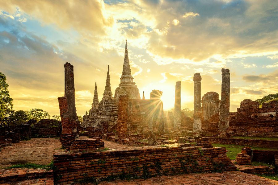 thailand ayutthaya wat phrasisanpetch zonsondergang