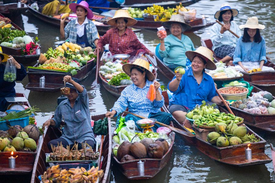 Dag 4: Bangkok – Drijvende Markt – Kanchanaburi