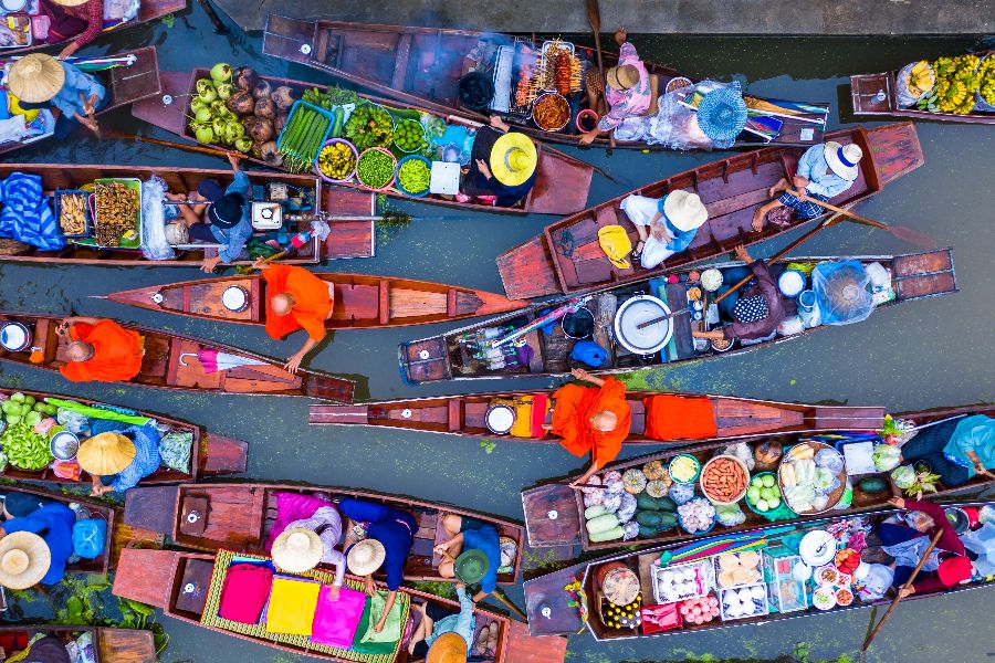 Dag 5: Bangkok – Drijvende Markt – River Kwai Jungle Rafts