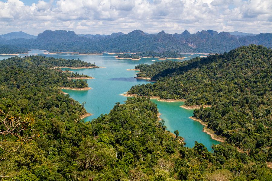 thailand kha sok cheow lan lake meer