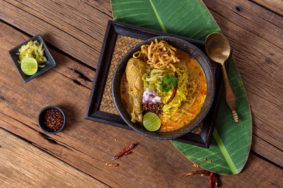 thailand noord thailand khao soi eten