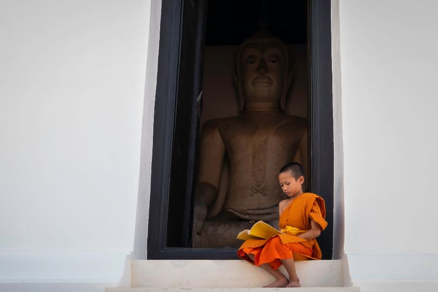 thailand tempel jonge monnik