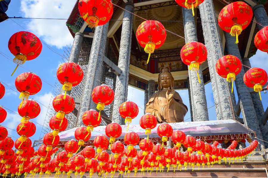 maleisie penang kek lok si tempel 1