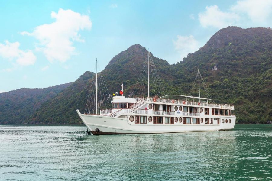 vietnam halong bay calypso cruise 35