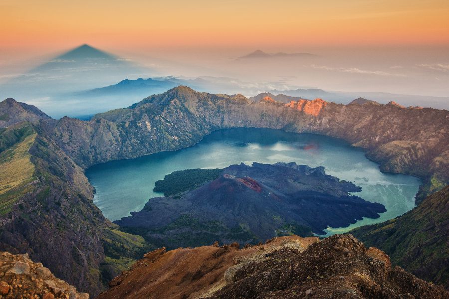 indonesie lombok mount rinjani vulkaan zonsopkomst