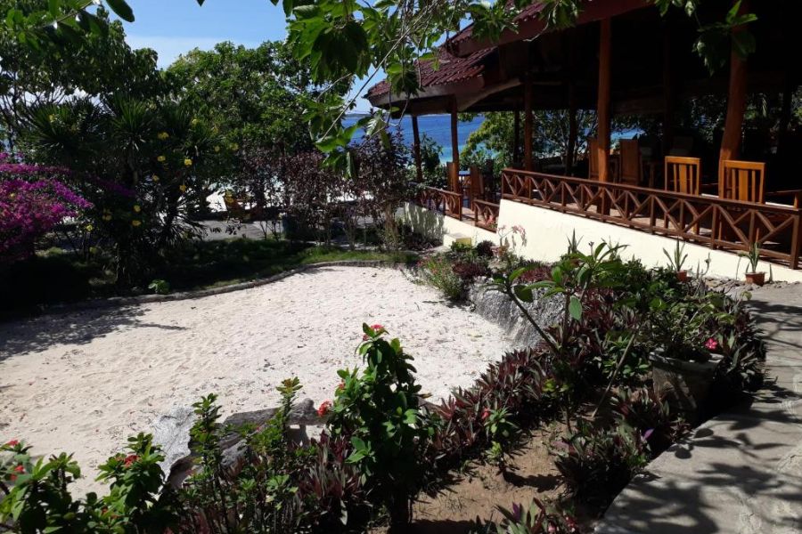 indonesie sulawesi bira bara beach bungalows 675