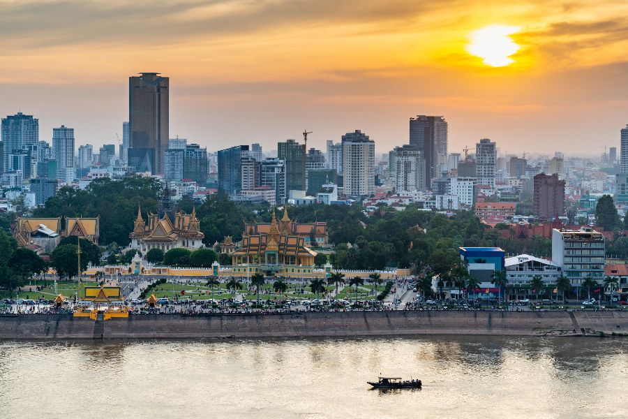 cambodja phnom penh mekong rivier avond zonsondergang