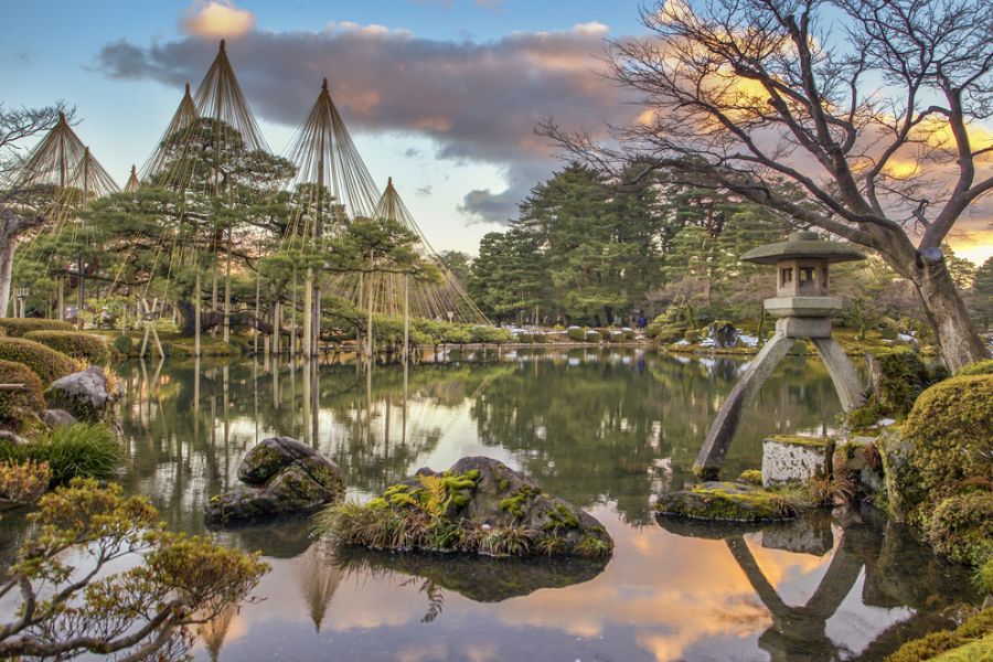 japan kanazawa kenrokuen garden