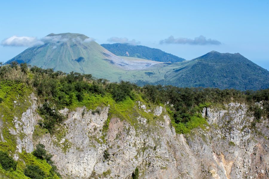 indonesie sulawesi tomohon gunung mahawu vulkaan