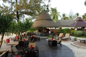 Hotel 'Lanta Castaway Beach Resort'