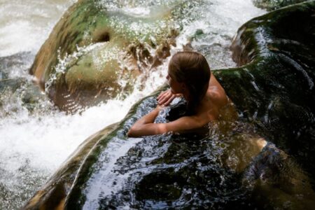 Gerelateerde tour Emerald Pool, Hot Spring Waterval en Tiger Cave