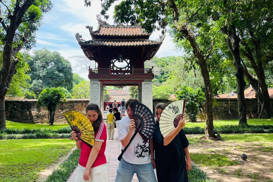 Phyllis Buijserd en familie in Vietnam