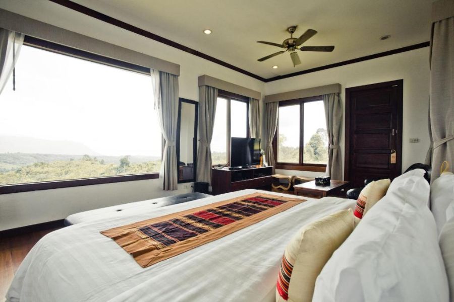 laos pakse paksong sabaidee valley 99