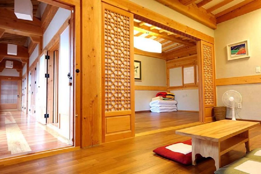 Hwangnamguan Hanok