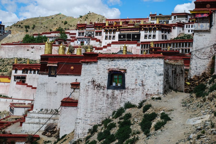 Ganden Monastery bij Lhasa