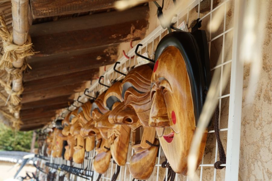 Maskers in Andong