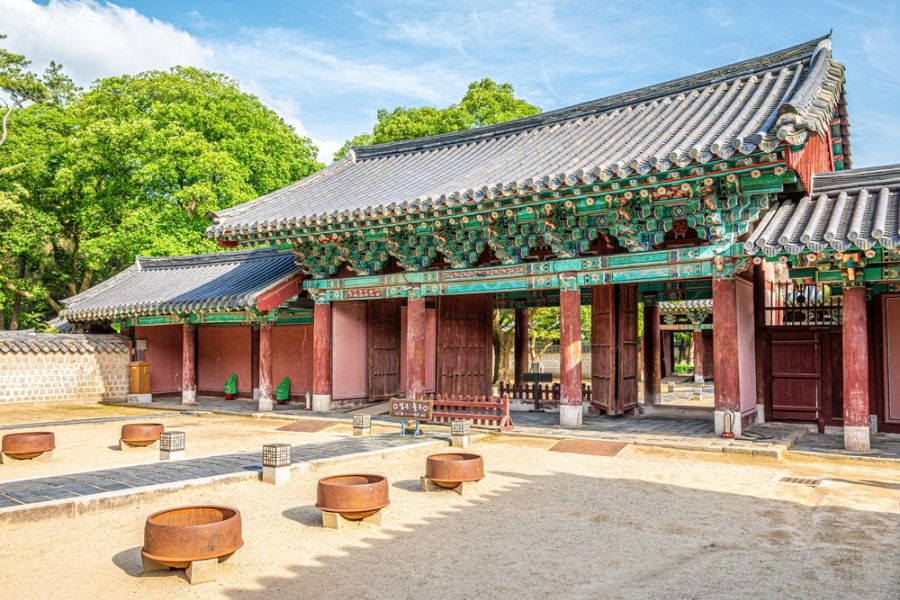 Gyeonggijeon shrine
