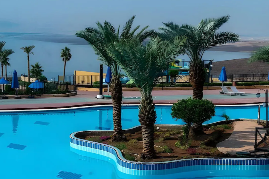 Grand East Hotel
