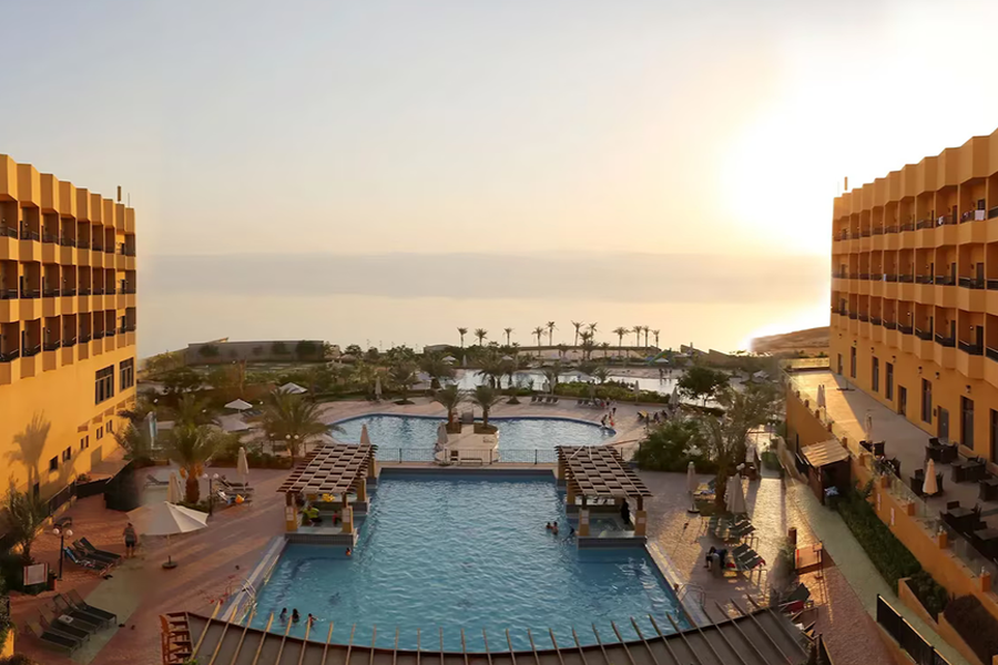 Grand East Hotel