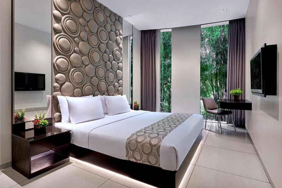 FM7 Airport Hotel
