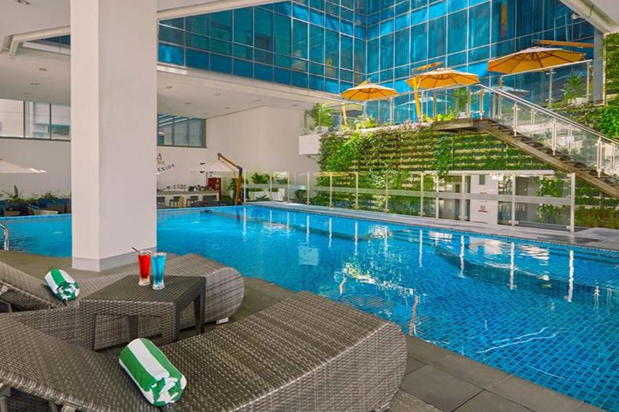 Savoy Hotel Manila