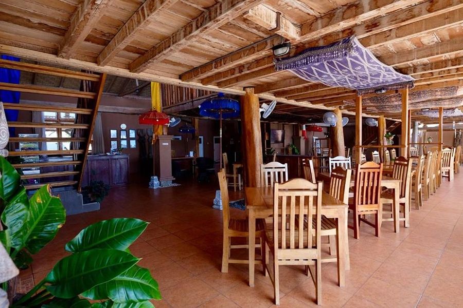 Mario Hotel & Cafe Sumba