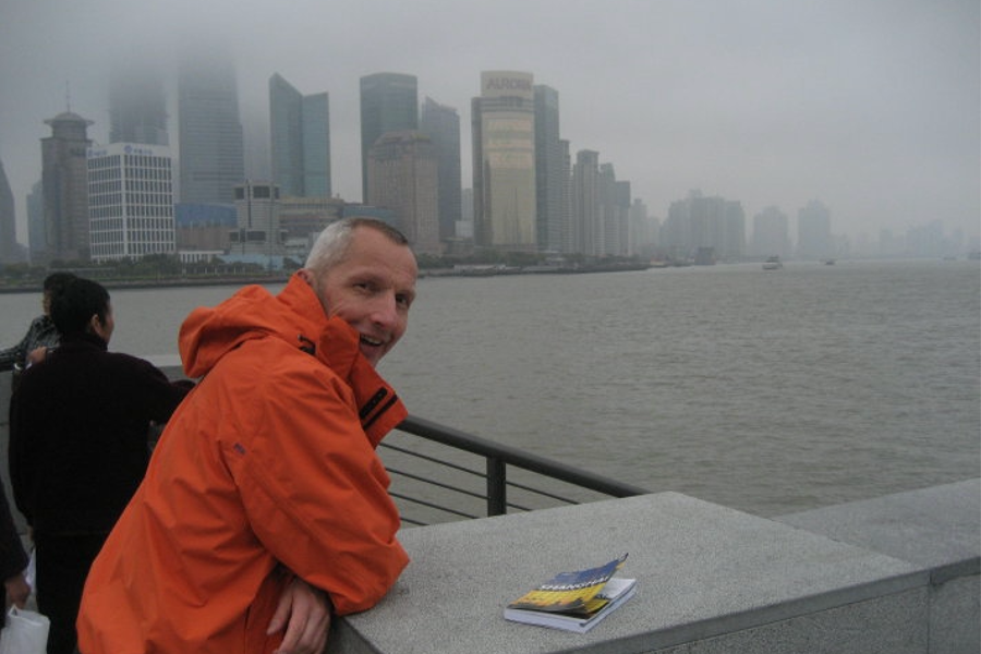 Collega Henry in Shanghai
