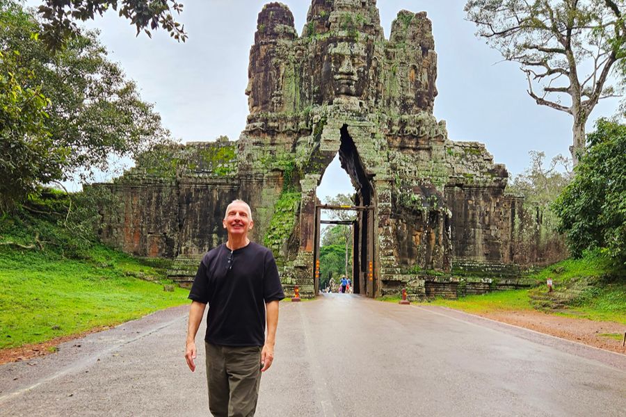 Collega Henry in Angkor Wat, Cambodja
